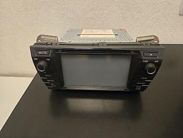 cd player: Toyota Corolla 2014 original monitor + çərçivə + kamera Toyota Corolla — 3