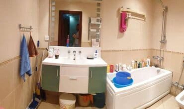 4 cu mikrorayon kiraye evler 2023: 8 noyabr metrosunun çıxışında papanin xəstəxanasına yaxın 18 — 6