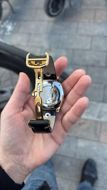 Мужская одежда: Новый, Наручные часы, Cartier, цвет - Золотой — 4