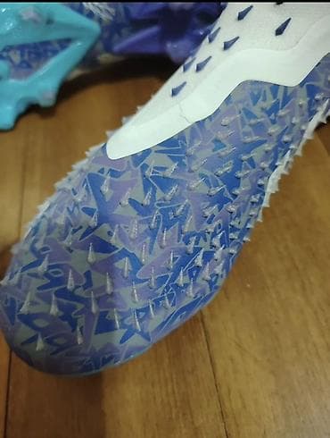 Бильярдные столы: Бутсы Adidas, Размер: 40, Новый — 6