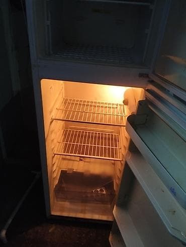 soyudular: 2 qapılı Beko Soyuducu Satılır, rəng - Ağ — 1