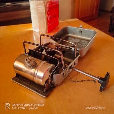 bakıda ovcu mağazaları: Ovçular və ya meşədə gəzinti üçün benzinlə işləyən plitə. çay, yemək — 4