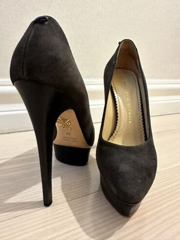 женские слипоны на высокой подошве: Charlotte Olympia qadın tufliləri - Brend: Charlotte Olympia - Model — 2