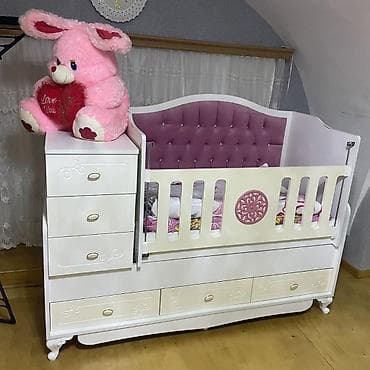 Qız üçün, Dördbucaq, Beşik, Yellənmə mexanizmsiz