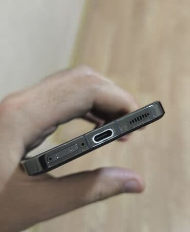 флеш карта для gopro hero 3: Xiaomi 13, 256 GB, rəng - Qara, 
 Sensor, Barmaq izi, Simsiz şarj — 3