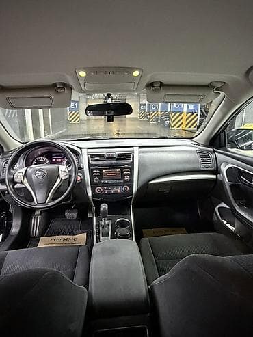 Nissan Altima: 2.5 l | Sedan — 6