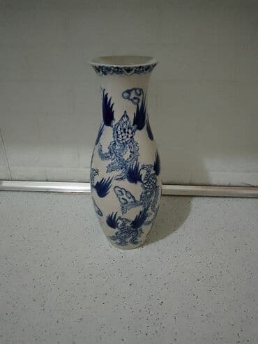 qeyri adi gul adlari: Bir vaza, Keramika — 2