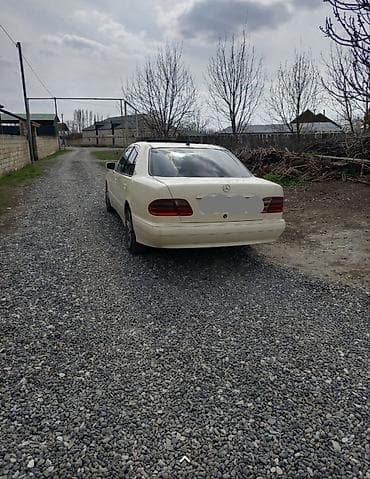 daewoo damas qiymeti: Mercedes-Benz E-Class (W220) sedan - Korpus: açıq bej rəng, 4 qapı — 3