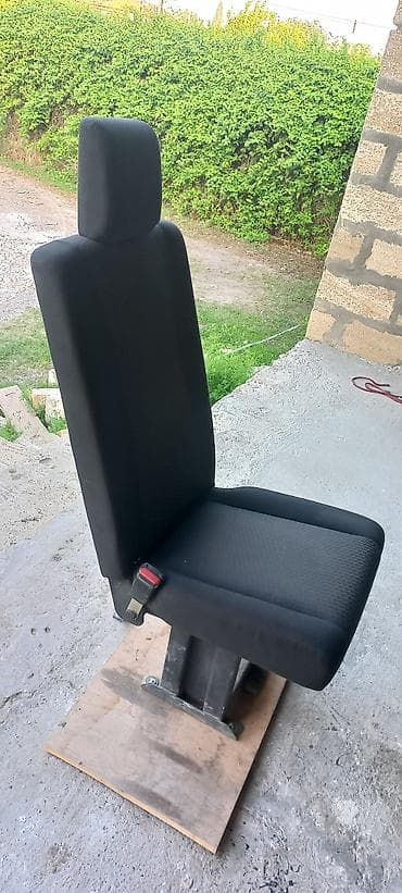 lada priora qiymeti: Avtobus. Ford vito /van üçün sərnişin oturacaq 5 eded var - Enli — 2