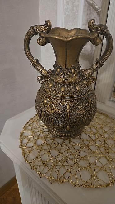 ev aboyları: Bir vaza, Bogem şüşəsi — 3