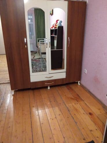 parça pərdə: Künc divan, İşlənmiş, Açılan, Bazalı, Parça, Çatdırılma yoxdur — 1