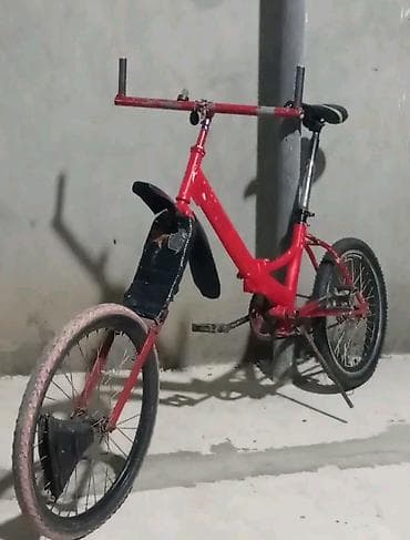 iwlenmiw velosiped: Xüsusi yığılma üçtəkərli velosiped – stunt və əyləncə üçün. - Rəng — 1