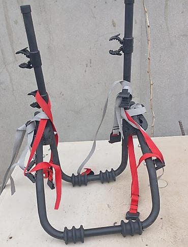 toyota auris: Avtomobil üçün arxa(Baqaj) qapıya bərkidilən 2 eded velosiped — 2