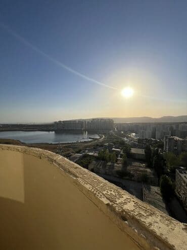 фотостудия советская квартира: Satılır: işıqlı və geniş planlı mənzil - Açıq studiya tipli qonaq — 15