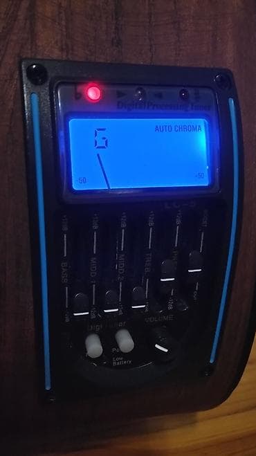 saz satılır: Sazad eliktron təzədir satılır 140 AZN sonu qiymət whatsapp aktivdir — 9