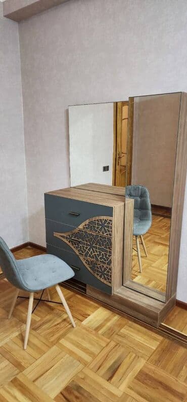 7 mikrorayon: Neftcilər metrosuna yaxin Start idman kompleksinə yaxin 16 mertebeli — 14