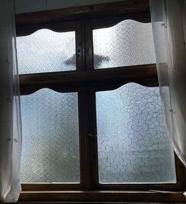 pencere aliram: Taxta çərçivəli dörd bölməli pəncərə - Material: Təbii ağacdan — 1