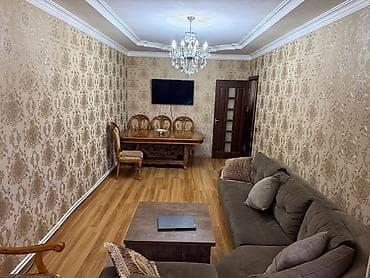 Sumqayıt, 4 otaqlı, Köhnə tikili, 98 kv. m