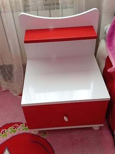 gen: Qız uşağı üçün mebel dəsti – ağ/qırmızı dizayn Dəst tərkibi: - Tək — 2
