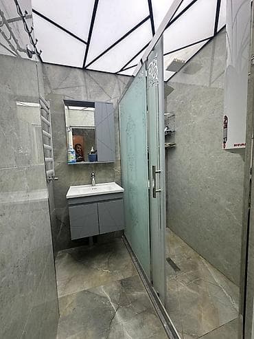 Mənzillər: Bakı, 8-ci mikrorayon, 2 otaqlı, Köhnə tikili, m. Azadlıq Prospekti, 65 kv. m — 2