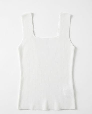 Ağ rəngli qadın maykası – minimal və çoxistiqamətli dizayn. - Kəsim