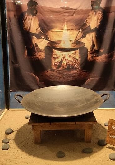 Qalın matrialdan sac.Qalınlığı 8mm dir.Diametri 46 sm dir.Çox qalın və