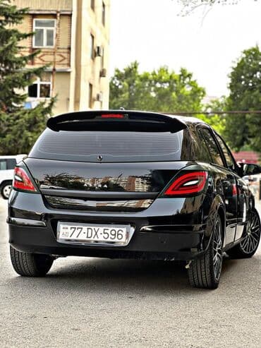 4 göz mersedes: Opel Astra – Hatchback Maşın normal vəziyətdədir xırda kosmetik — 3