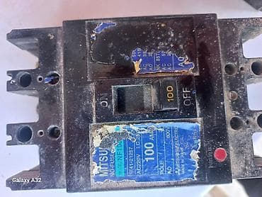 Mitsubishi Electric Elektrik avtomat, 3 faza — 4