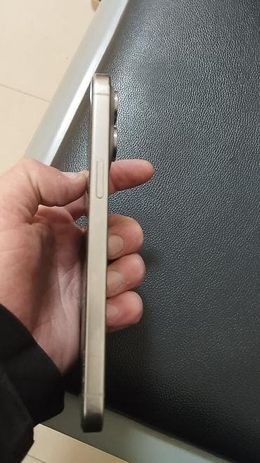 telefon girovu: IPhone 15 Pro Max, 256 GB, Ağ, Face ID — 3