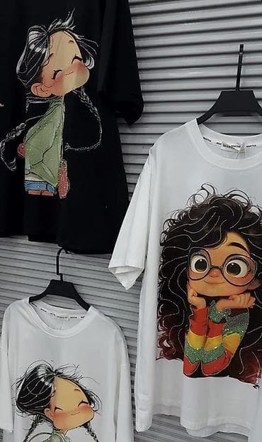 Şortlar: Qrafik printli oversize T‑shirtlər - Dizayn: Cəlbedici karikatura — 1