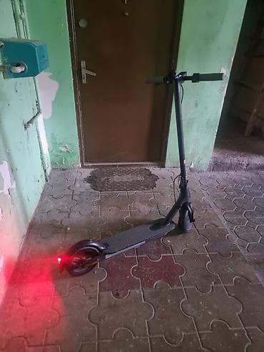 samokat satisi: İşlənmiş Elektrik samokat 8", 351 - 500 Vt, 26 - 35 km/s, Ünvandan götürmə, Ödənişli çatdırılma — 1