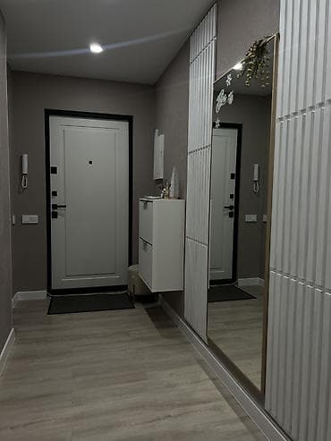 Квартиры: Azadlıq metrosunun yaninda yerləşən 9 mərtəbəli binada 3 otaqlı, əla — 1