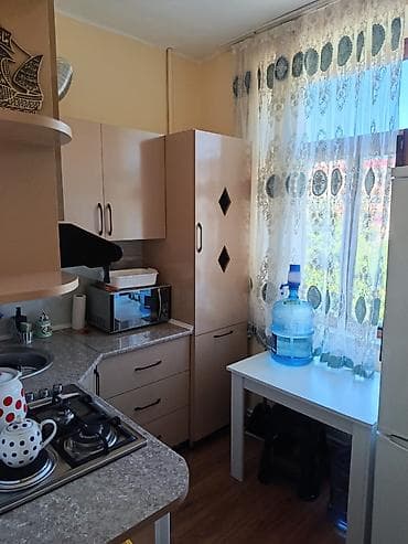 saatlı rayonu: Bakı, 1 otaqlı, Köhnə tikili, m. Qara Qarayev, 35 kv. m — 3