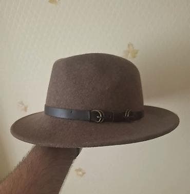 baş: Klassik fedora üslubunda şlyapa - Rəng: tünd qəhvəyi - Material: yunu — 1