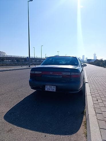 mercedes e 240 2004: Hyundai Marcia: 2 l | 1998 il Sedan — 2