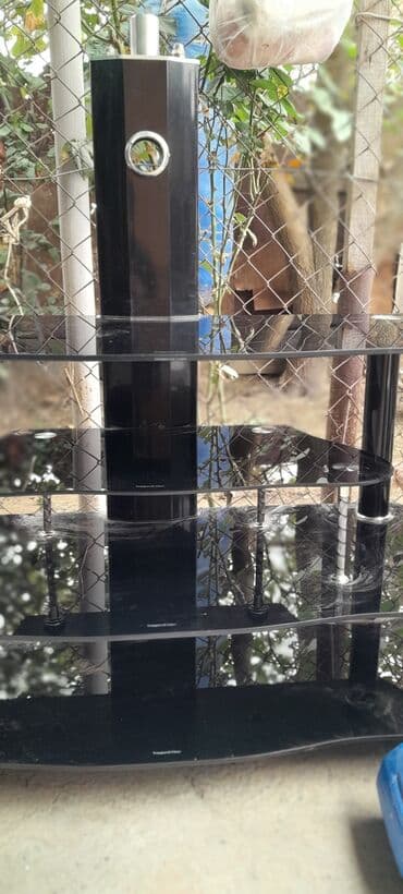 sutular: Düz TV altlığı, Polkalı, Şüşəli — 2