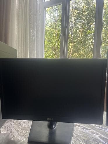 led ekran: Salam 2 lg monitor 1 sistem bloku monitorlar işlək vəziyyətdədi Sistem — 3