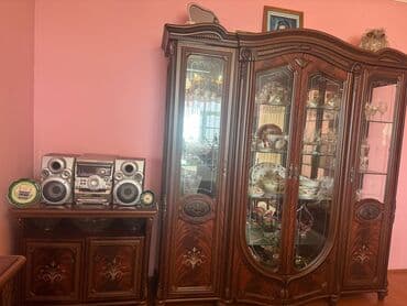 metbex mebelleri 2ci el: İşlənmiş, Açılan, 4 qapılı Düz dolab, Qorka — 1