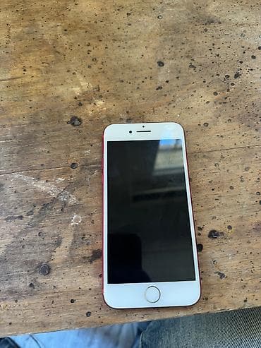 iphone 7 red: IPhone 7 — 4