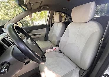 e motor: Hyundai Accent: 1.4 l | Sedan — 7
