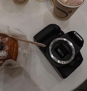 video registor: Canon EOS 850D + EF-S 18-55mm IS STM Satılır. Kamera şəxsi istifadə — 2