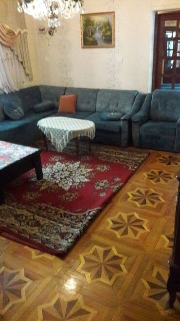 7 ci mikrorayon köhnə tikili: Bakı, 4 otaqlı, Köhnə tikili, m. Xətai, 130 kv. m — 1