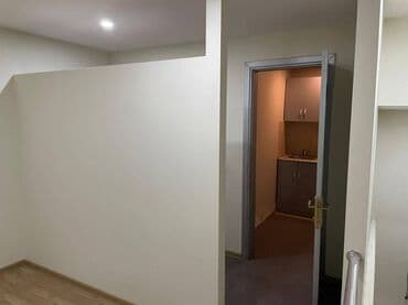 офисы в бизнес центре аренда: 28 may metrosunun yaxınlığında amerika sefirliyinə yaxın 260 kv sahəsi — 5