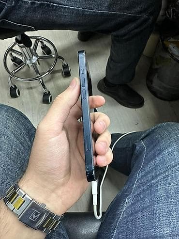 iphone adapter: IPhone 13, 128 GB, Mavi, Zəmanət, Simsiz şarj, Face ID — 2