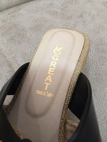 женские босоножки на танкетке: Ölçü: 37, rəng - Qara, Yeni — 4