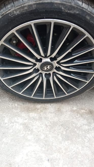 Hyundai orijinal yüngül lehimli disklər -bular 17 likdi barter edirem