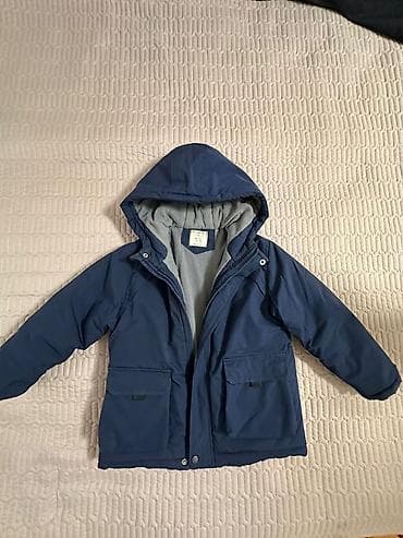 üst geyimi: Uşaq kurtkası. Qış üçün çox idealdır. Bir mövsüm geynilib ikinci — 3