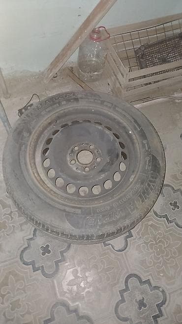 təkər 16 c: Dəmir disk üzərində avtomobil təkəri - Ölçü: 205/65 R16 (yan divarda — 2