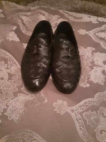 черные мужские ботинки: Gencede satilir deri Salvatore Ferragamo kişi ayaqabisi 90azn alinib — 2