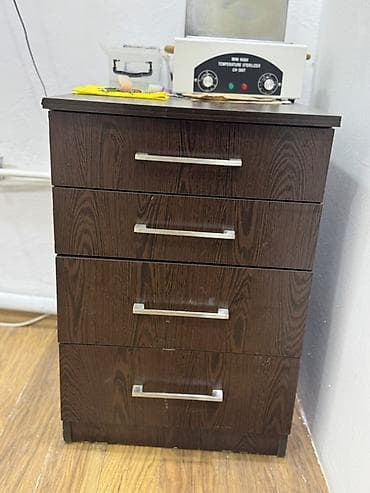 Masalar və oturacaqlar: Qonaq otağı üçün, Yeni, Açılmayan, Kvadrat masa, 2 stul — 1